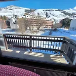 Apartment T2 Proche Pistes, Balcon Et Parking - Fr-1-516-200 Les Deux Alpes