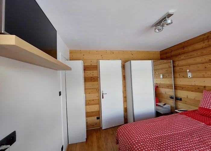 T2 Proche Pistes, Balcon Et Parking - Fr-1-516-200 Les Deux Alpes